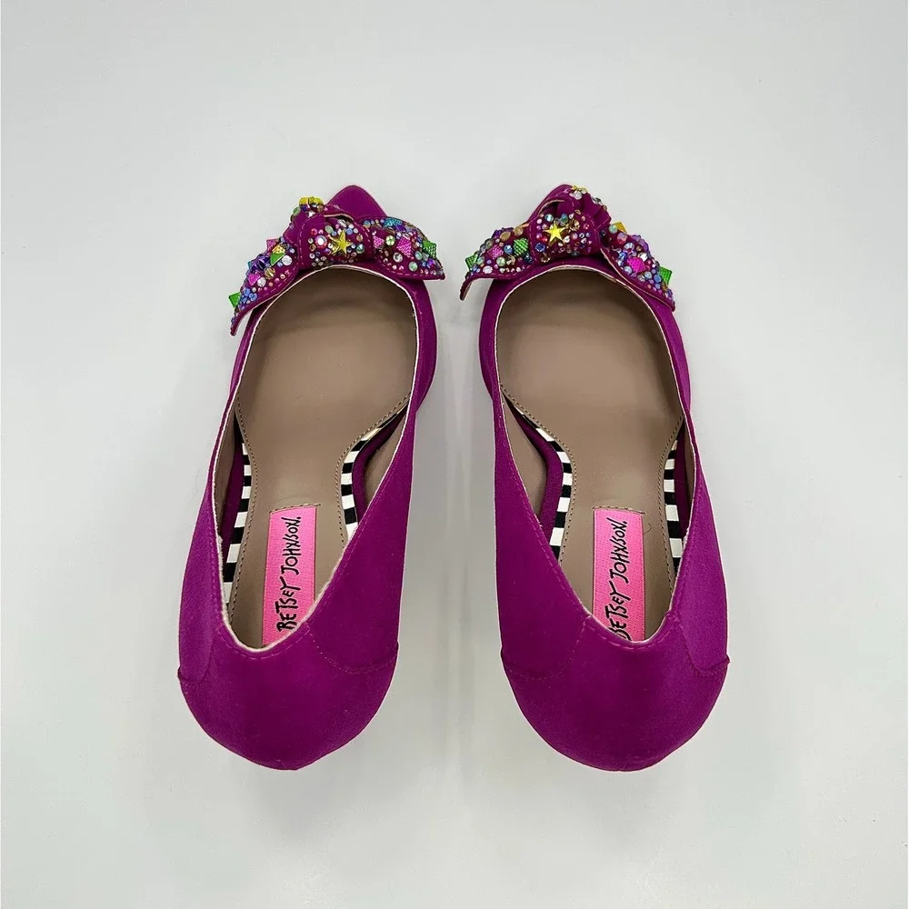 Betsey Johnson Axle Fuchsia Pink Jeweled Bow Kitten Heel Pumps 8M NWOB Wedding - Picture 8 of 10